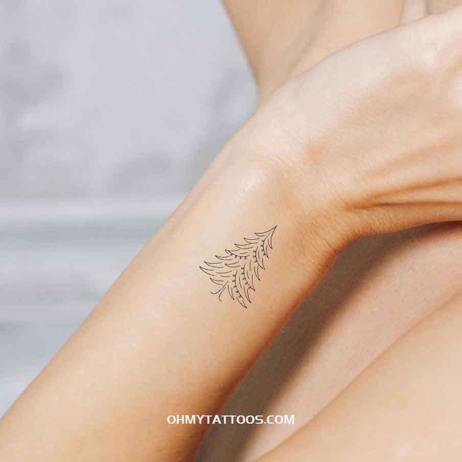 OHMYTATTOOS Fine-Line Christmas Tree Temporary Tattoo (Set of 3)