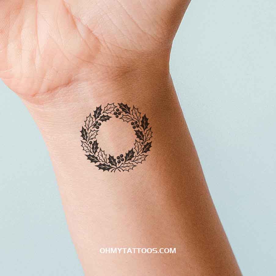 OHMYTATTOOS Monochrome Holly Wreath Temporary Tattoo(Set of 3)