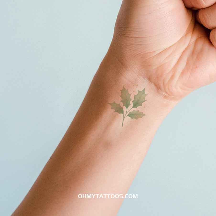 OHMYTATTOOS Watercolor Holly Leaves with Gold Sparkles Temporary Tattoo(Set of 3)